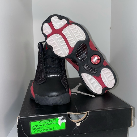 Lot of Jordan’s 4.5Y - Picture 7 of 17